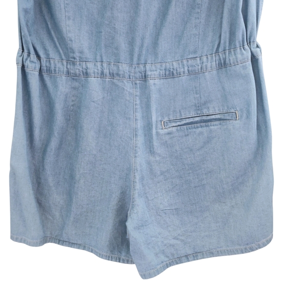 Levi's Light Blue Denim Romper Size Medium Womens - Picture 7 of 7